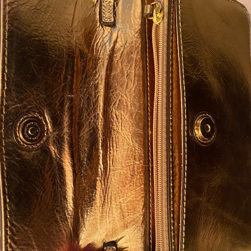 Banana Republic Gold Leather Crossbody Bag with Chain Strap - Picture 5 of 6